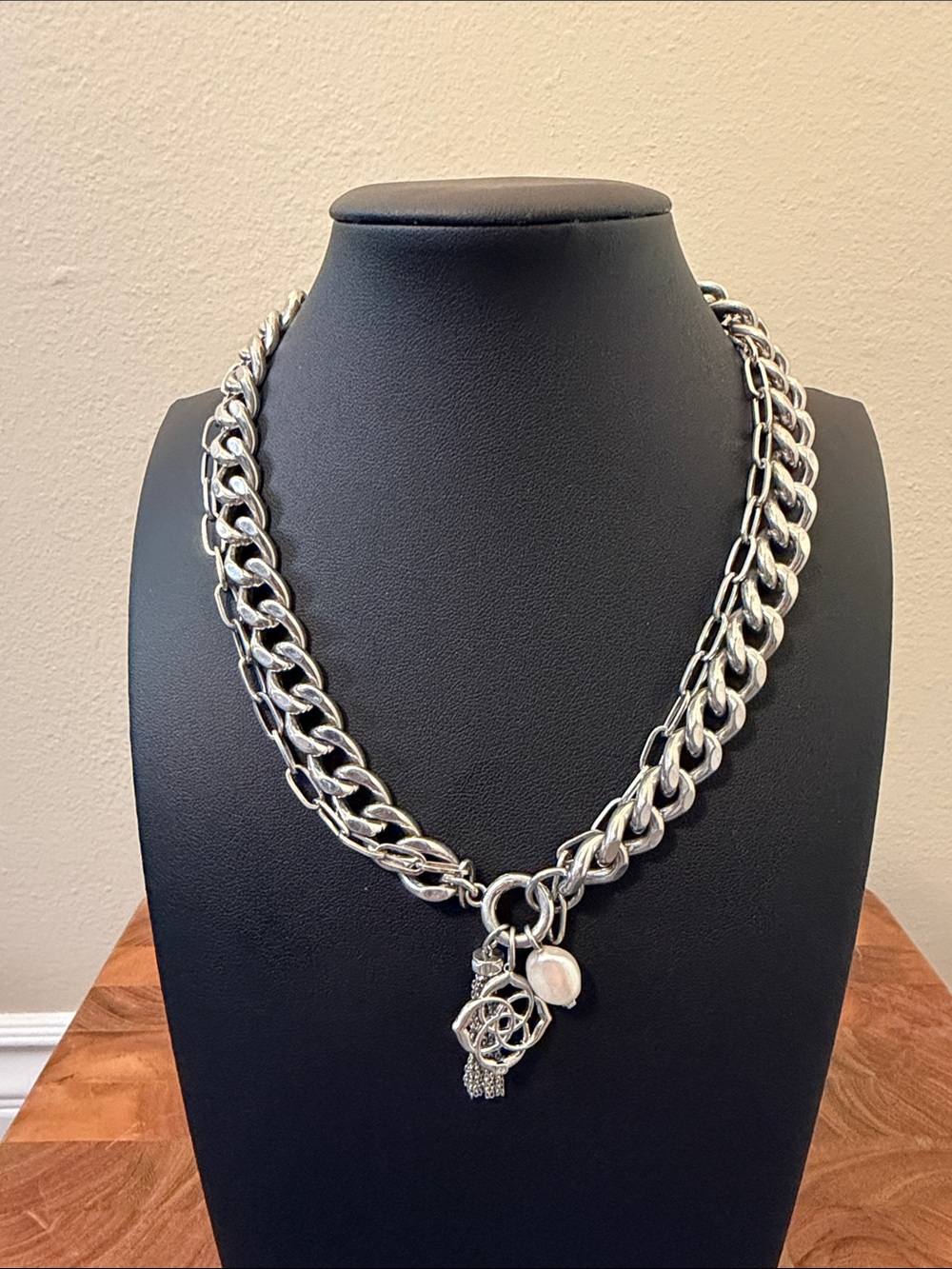 Kendra Scott Everleigh Silver White Pearl Chain Necklace